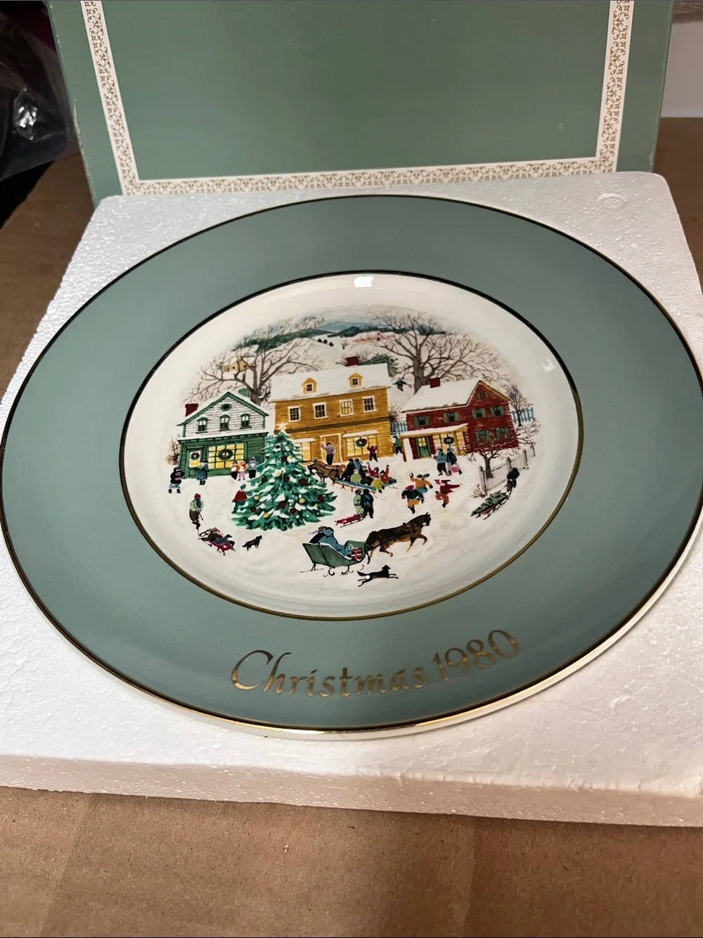 Avon Green Christmas Plate Box Art - Sage Green 1980